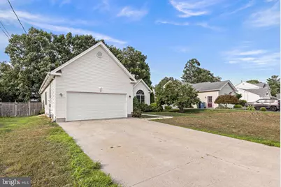 1016 Beach Lane, Manahawkin, NJ 08050 - Photo 2