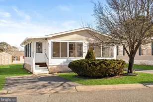 405 Maplehurst Ct, Manchester Township, NJ 08759 - Photo 1