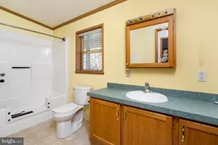 405 Maplehurst Ct, Manchester Township, NJ 08759 - Photo 14