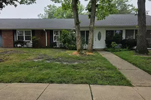 437 Portsmouth Dr, Lakewood, NJ 08701 - Photo 1