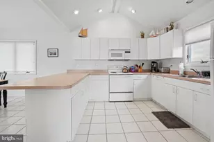 11 W Essex Ave, Harvey Cedars, NJ 08008 - Photo 26