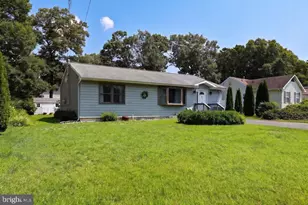 1222 Ripple Ave, Manahawkin, NJ 08050 - Photo 2
