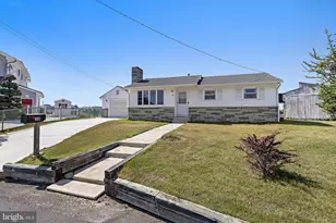 34 Lake Singleton Ct, Tuckerton, NJ 08087 - Photo 4