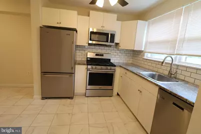 32 Pin Oak Lane, Tuckerton, NJ 08087 - Photo 2