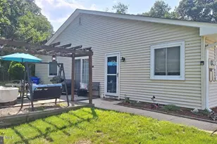 16 Debbie Dr, Brick, NJ 08724 - Photo 2