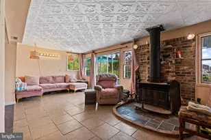 109 E Mohawk Dr, Tuckerton, NJ 08087 - Photo 4