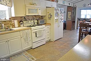 113 E Boat Dr, Tuckerton, NJ 08087 - Photo 8