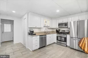 530 Bradley Blvd, Toms River Township, NJ 08753 - Photo 10