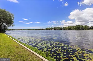 77 N Lakeshore Dr, Manahawkin, NJ 08050 - Photo 48