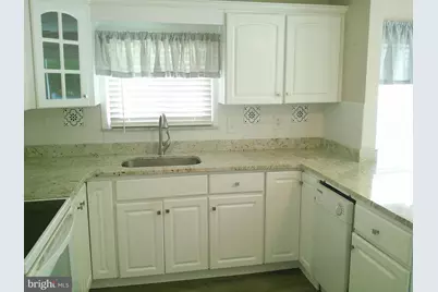 75 Montserrat Street, Toms River, NJ 08757 - Photo 6