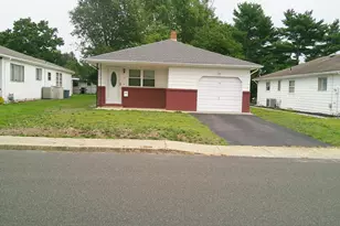 75 Montserrat St, Toms River, NJ 08757 - Photo 2