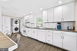 21 E 9th St, Barnegat Light, NJ 08006 - Photo 10