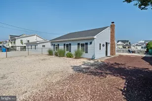 43 Florence Ln, Manahawkin, NJ 08050 - Photo 2