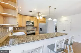 8 Seville Pl, Toms River, NJ 08757 - Photo 14
