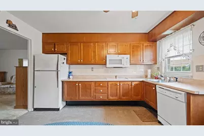 355 Dorchester Drive, Lakewood, NJ 08701 - Photo 6