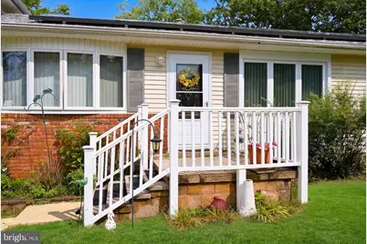 17 Darye, Toms River Township, NJ 08755 - Photo 2