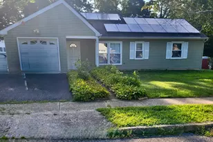 1 Chestnut Way Cir, Barnegat, NJ 08005 - Photo 1