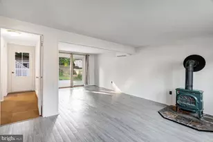 327 Twin Lakes Blvd, Little Egg Harbor, NJ 08087 - Photo 12