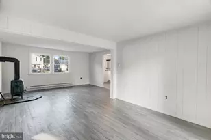 327 Twin Lakes Blvd, Little Egg Harbor, NJ 08087 - Photo 16