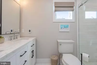 115 E 28th Street, Ship Bottom, NJ 08008 - Photo 12