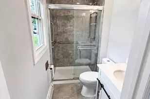 25 Vail St, Toms River, NJ 08757 - Photo 8