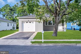 180 Biabou Dr, Berkeley, NJ 08757 - Photo 4