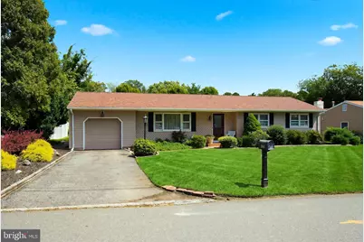 293 Timberline Place, Brick, NJ 08723 - Photo 4