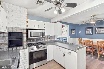 401 Applegate Avenue, Toms River, NJ 08757 - Photo 4
