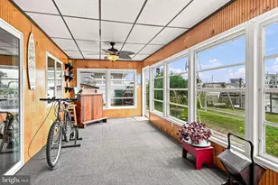 17 W Sail Dr, Mystic Islands, NJ 08087 - Photo 14