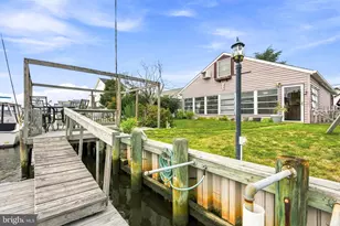 17 W Sail Dr, Mystic Islands, NJ 08087 - Photo 28
