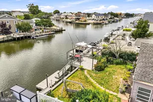 17 W Sail Dr, Mystic Islands, NJ 08087 - Photo 22