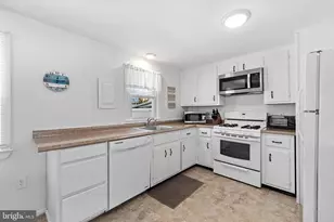 25 E 49th St, Long Beach Township, NJ 08008 - Photo 20