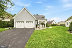 22 Five Bridges, Barnegat, NJ 08005 - Photo 2