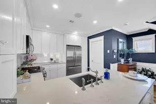 363 W 8th St, Ship Bottom, NJ 08008 - Photo 18