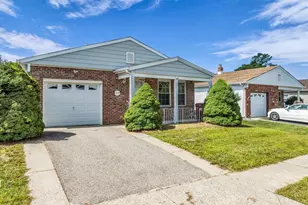 24 Merrilee Ln, Toms River, NJ 08757 - Photo 2