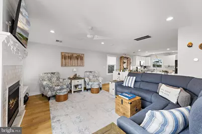 112 W Ship Bottom Avenue, Ship Bottom, NJ 08008 - Photo 4