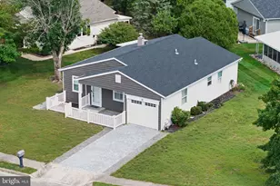 15 Leighton Ct, Toms River, NJ 08757 - Photo 1