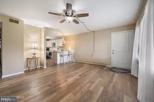 39 E Cambridge Ct, Lakewood, NJ 08701 - Photo 10