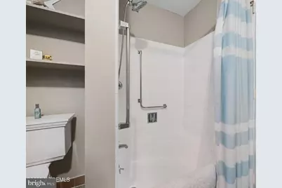 39 E Cambridge Court, Lakewood, NJ 08701 - Photo 18