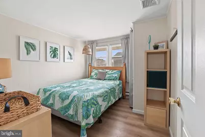 4 E 52nd Street, Long Beach Township, NJ 08008 - Photo 12