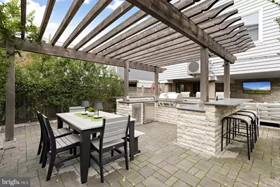 30 W Winifred Avenue, Long Beach, NJ 08008 - Photo 2