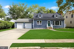 9 Hedge St, Toms River, NJ 08753 - Photo 1