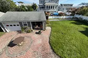 327 W 16th St, Ship Bottom, NJ 08008 - Photo 4