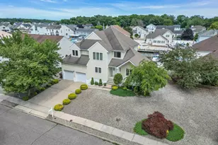 115 Bow St, Berkeley, NJ 08721 - Photo 2