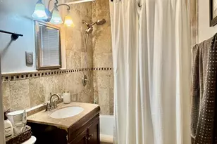 54 Lindale Ct, Clifton, NJ 07013 - Photo 4