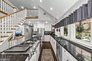 623 Montgomery Rd, Hillsborough Township, NJ 08844 - Photo 20