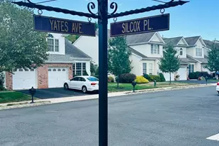 1 Silcox Pl, Franklin Township, NJ 08873 - Photo 18