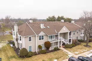 22 Amberly Ct, Franklin Park, NJ 08823 - Photo 24