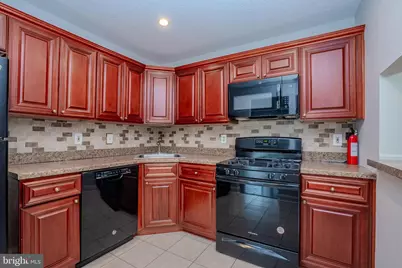 22 Amberly Court, Franklin Park, NJ 08823 - Photo 12