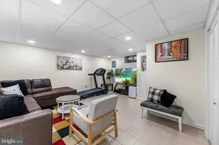 7 Edith Dr, Franklin Township, NJ 08873 - Photo 38